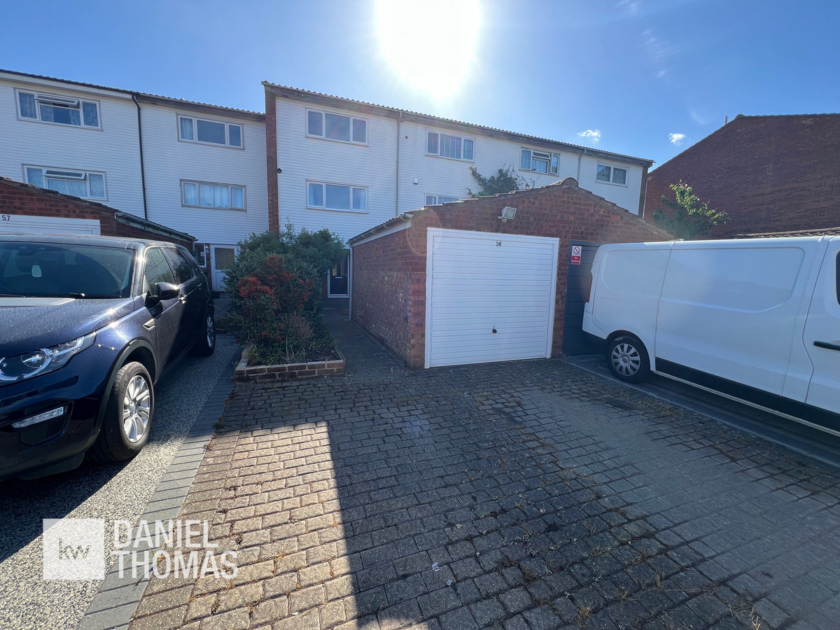 Abbotts Drive