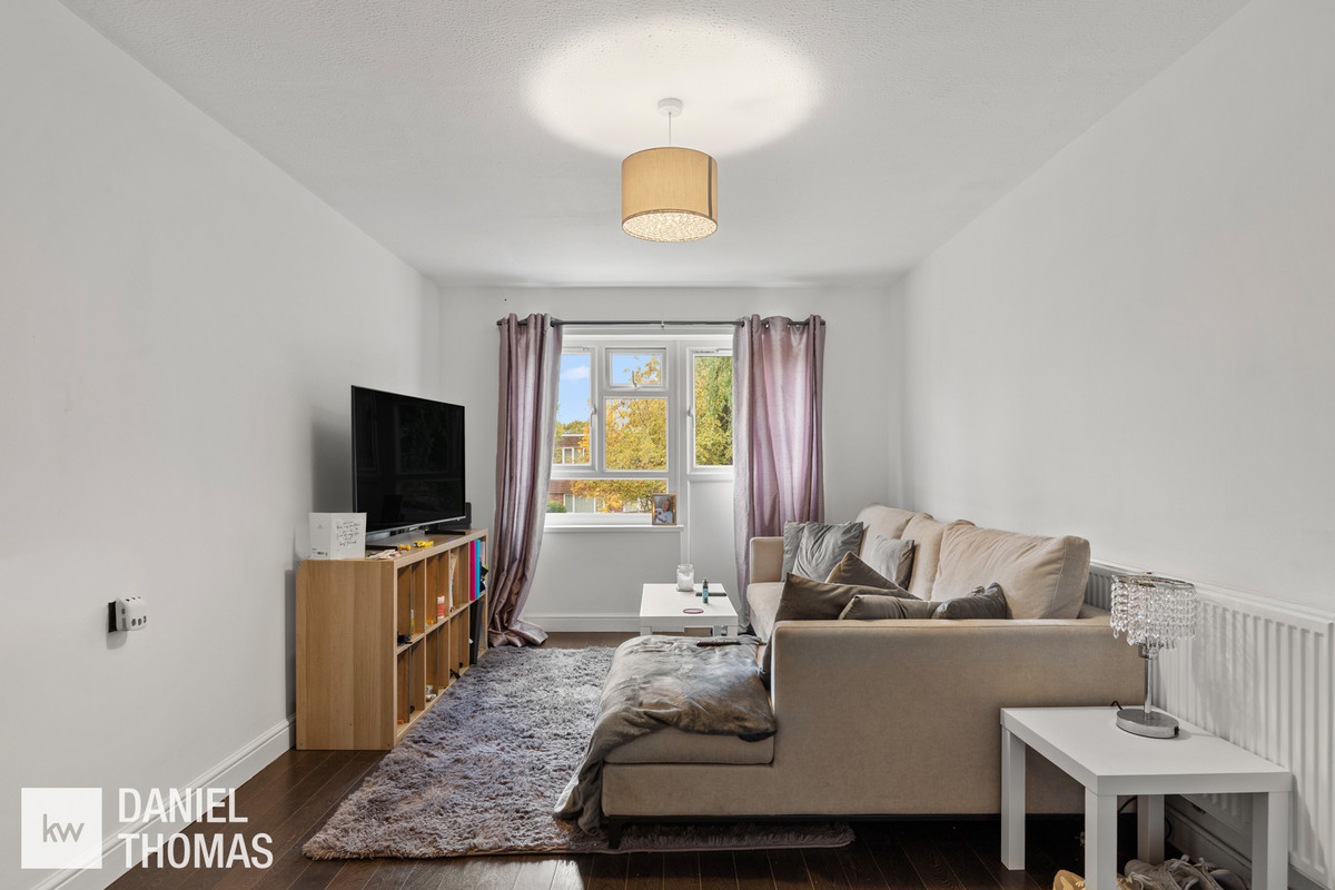 DANIEL THOMAS | Badburgham Court, Waltham Abbey, EN9, photo 3