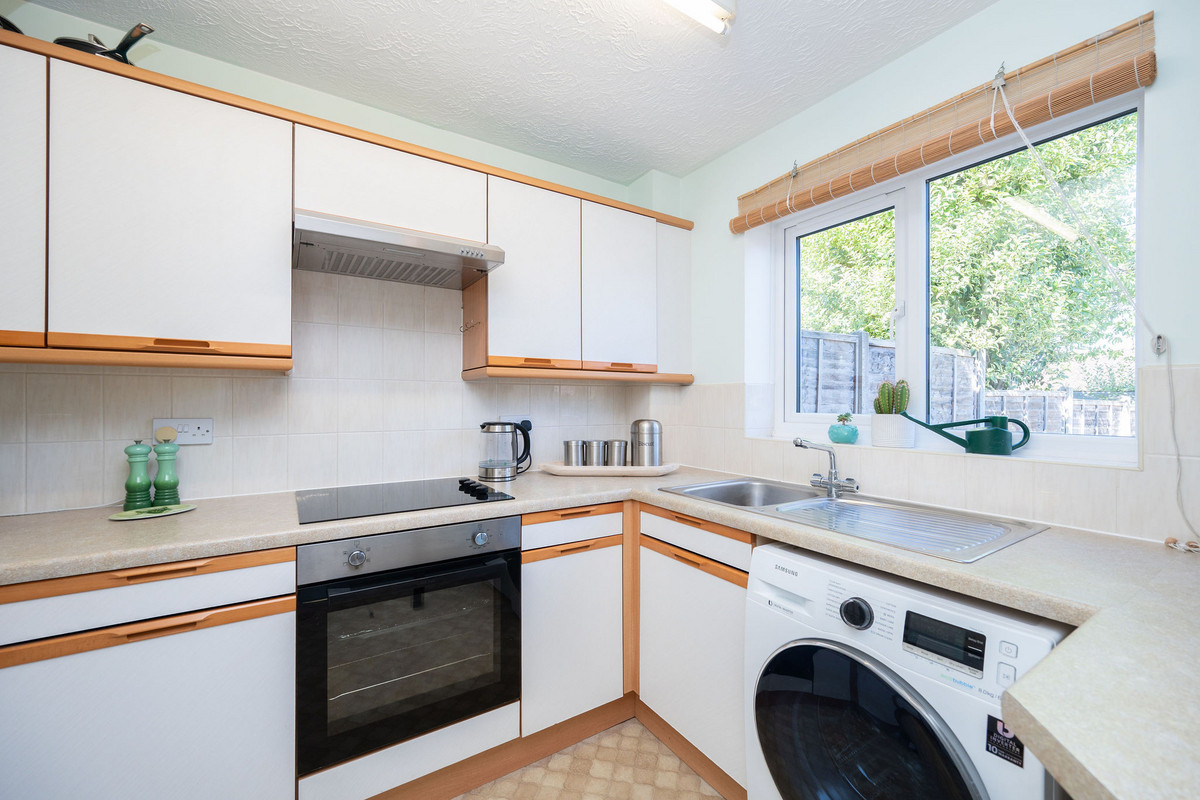 Bignor Close, Horsham, RH12, photo 8