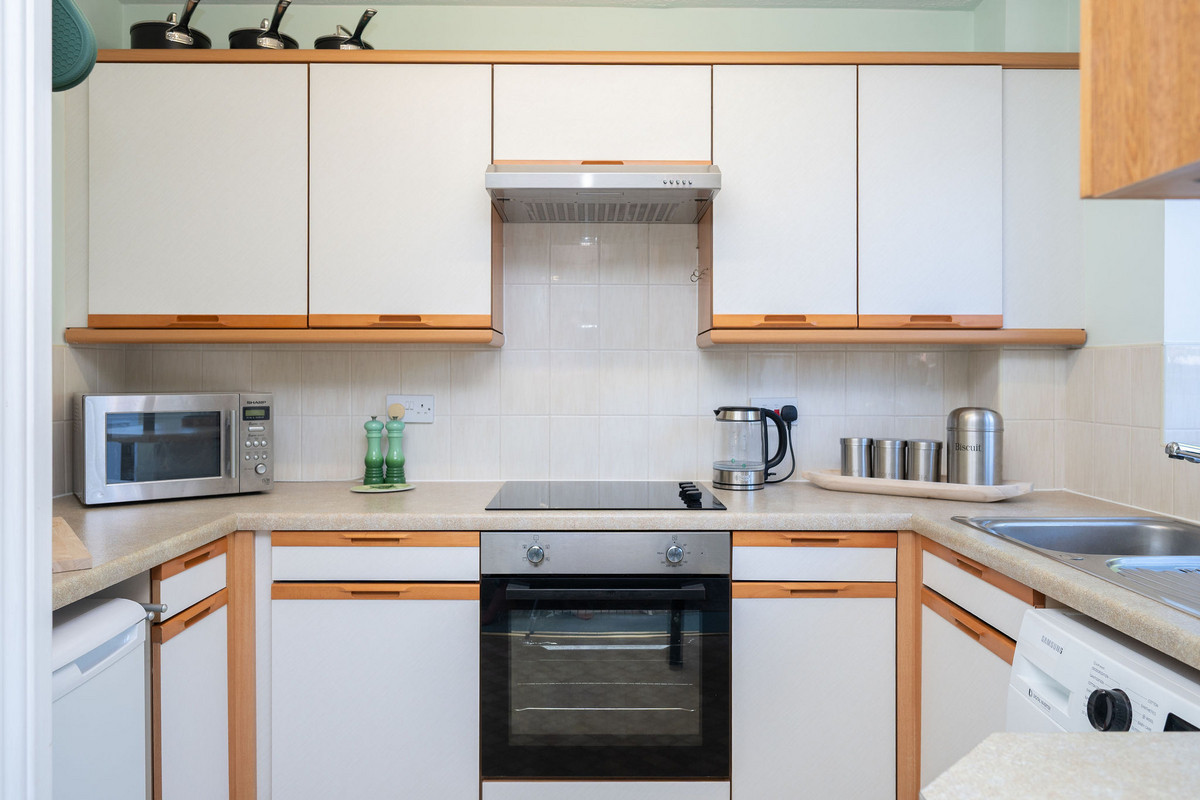 Bignor Close, Horsham, RH12, photo 7