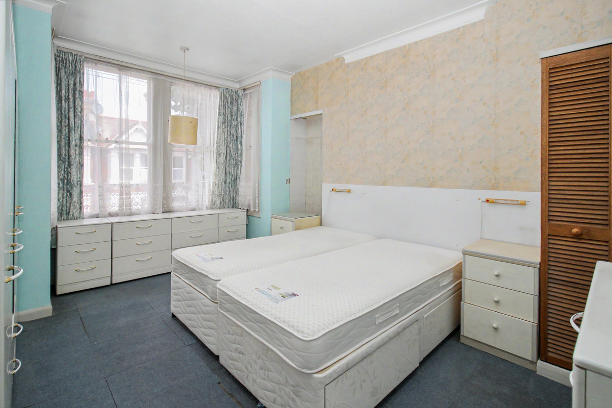Lichfield Road, London, E6, photo 6