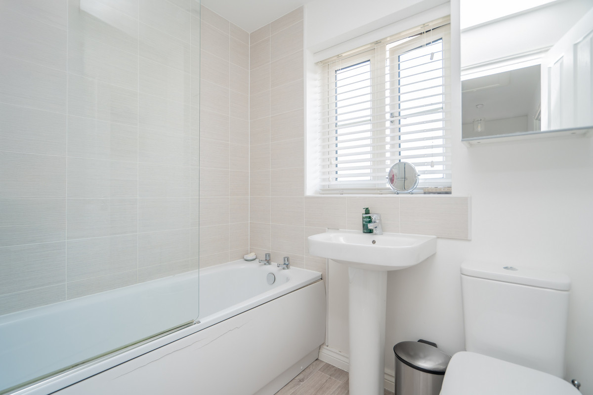 Anglesey View, Newton Leys, Milton Keynes, MK3, photo 18