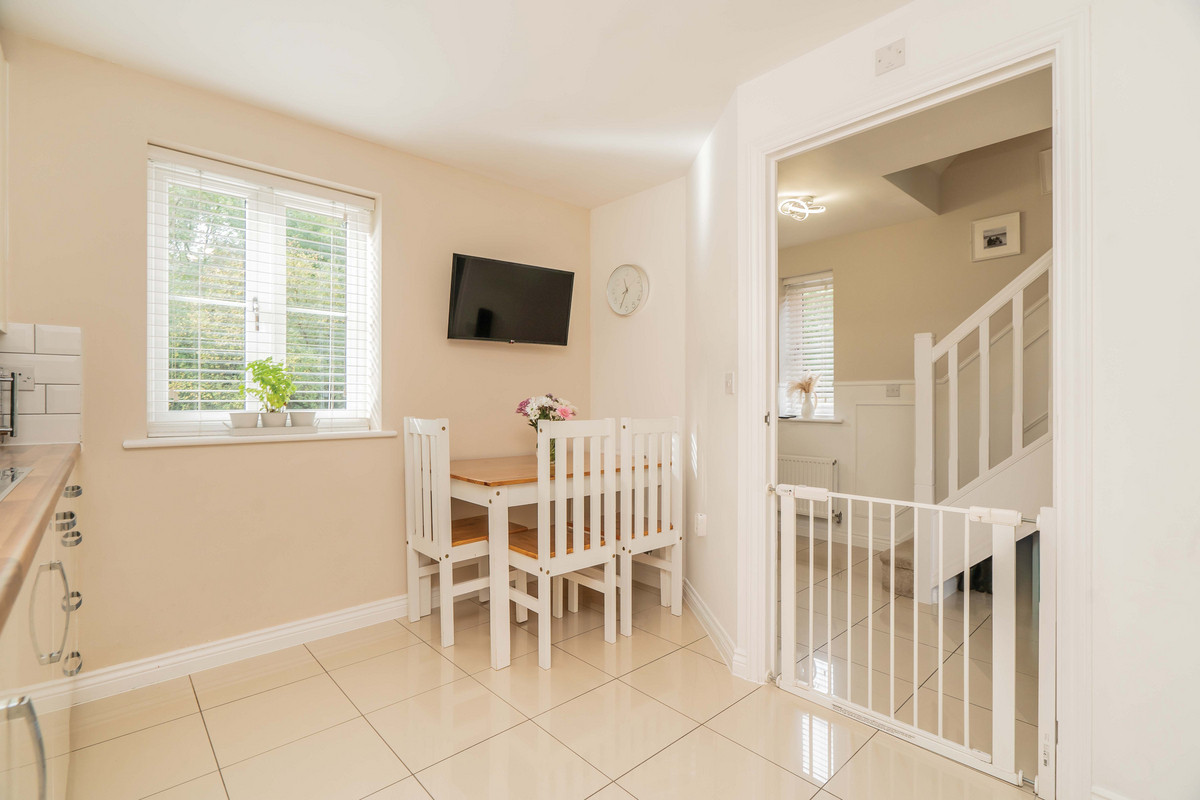 Trinidad Grove, Milton Keynes, MK3, photo 5