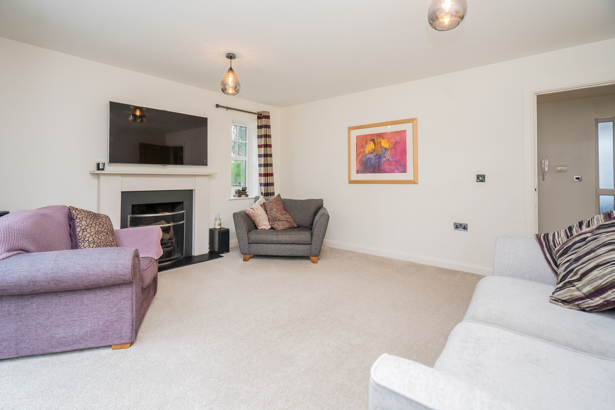 Cedar Court, Newport Pagnell, Milton Keynes MK14, photo 15