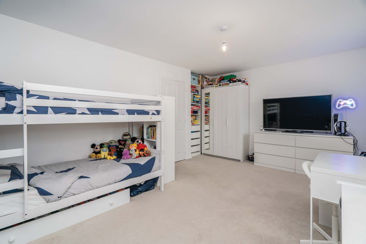 Trinidad Grove, Milton Keynes, MK3, photo 14