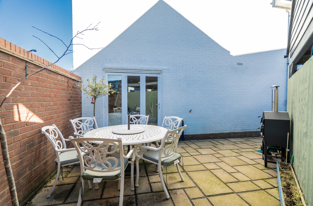 Bonaire Grange, Newton Leys, Milton Keynes, MK3, photo 12