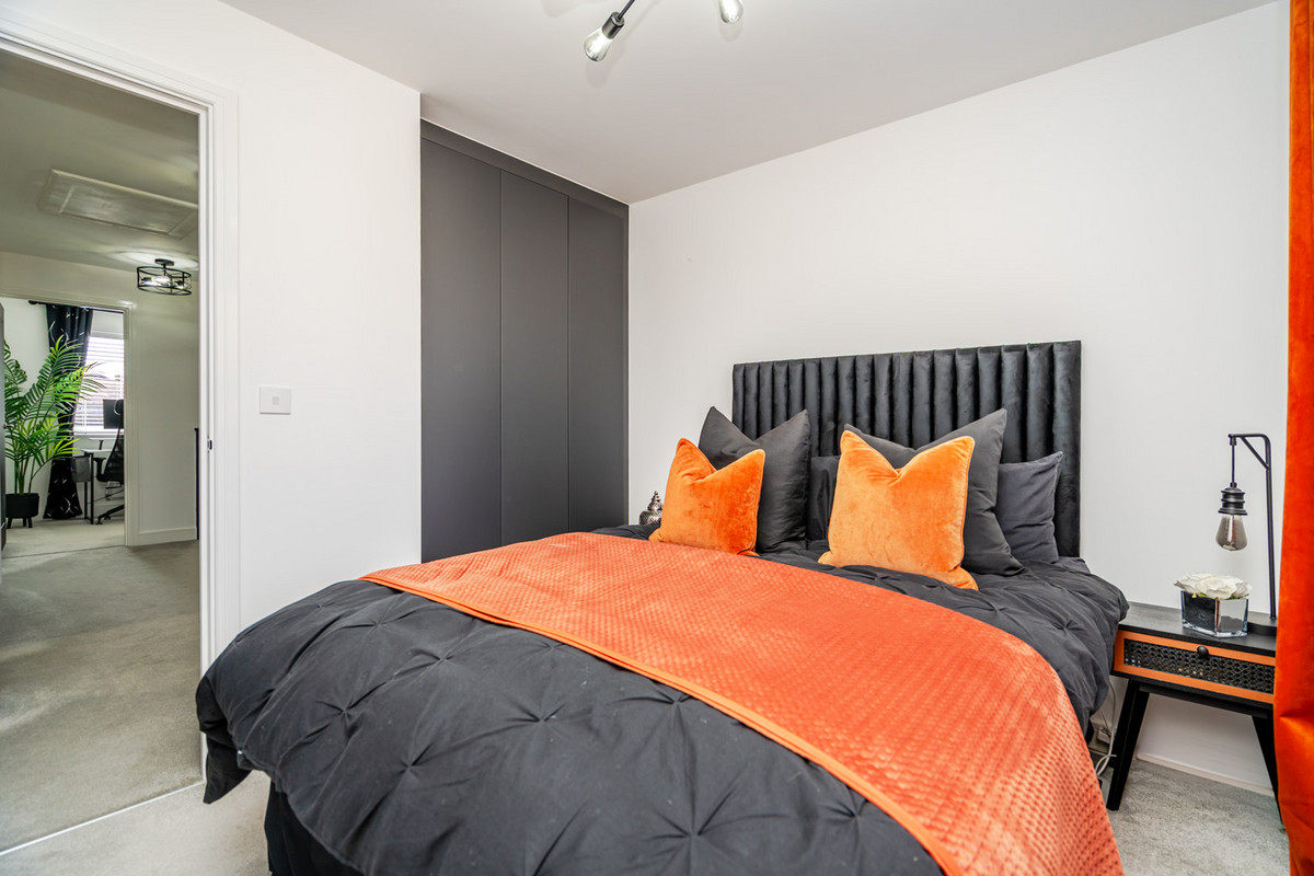 Ramsay Drive, Leighton Buzzard, LU7, photo 30
