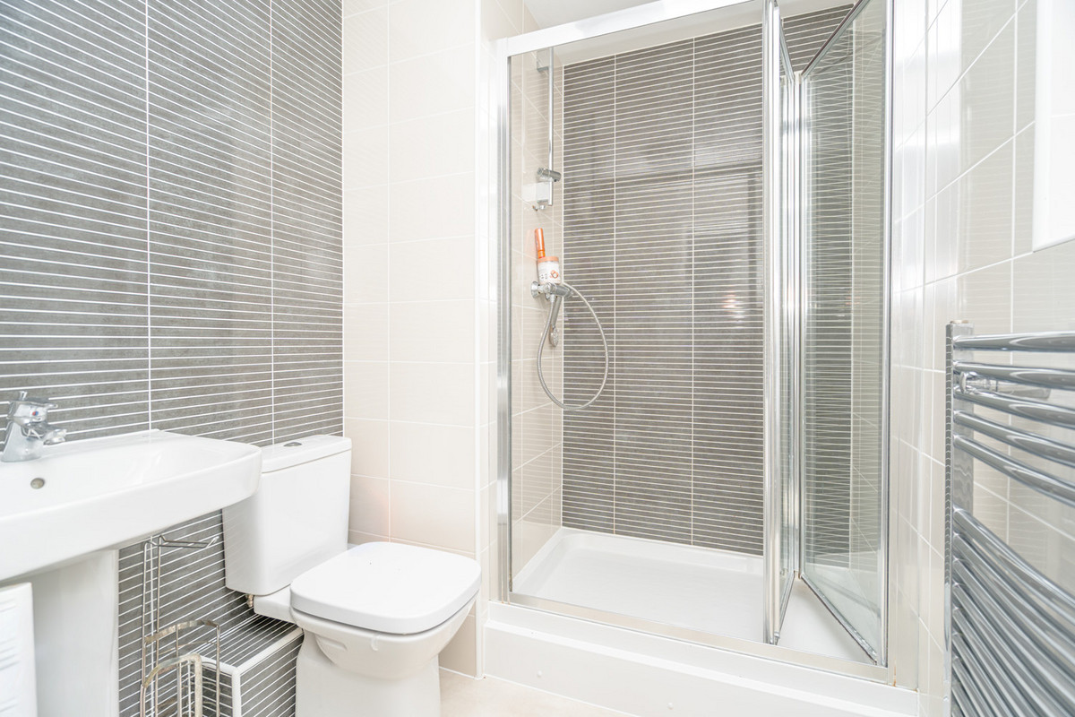 Trinidad Grove Newton Leys, Milton Keynes, MK3, photo 14