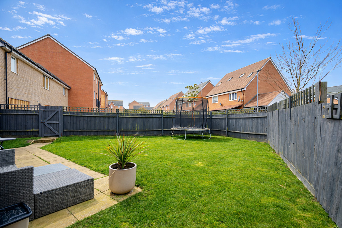 Galapagos Grove, Newton Leys, Milton Keynes, MK3, photo 18