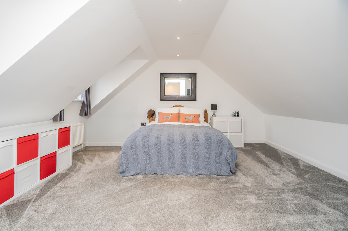 Cedar Court, Newport Pagnell, Milton Keynes MK14, photo 29