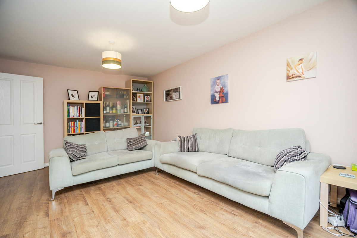 Tobago Drive Newton Leys, Milton Keynes, MK3, photo 16