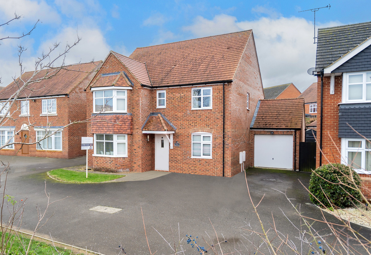Harris Close