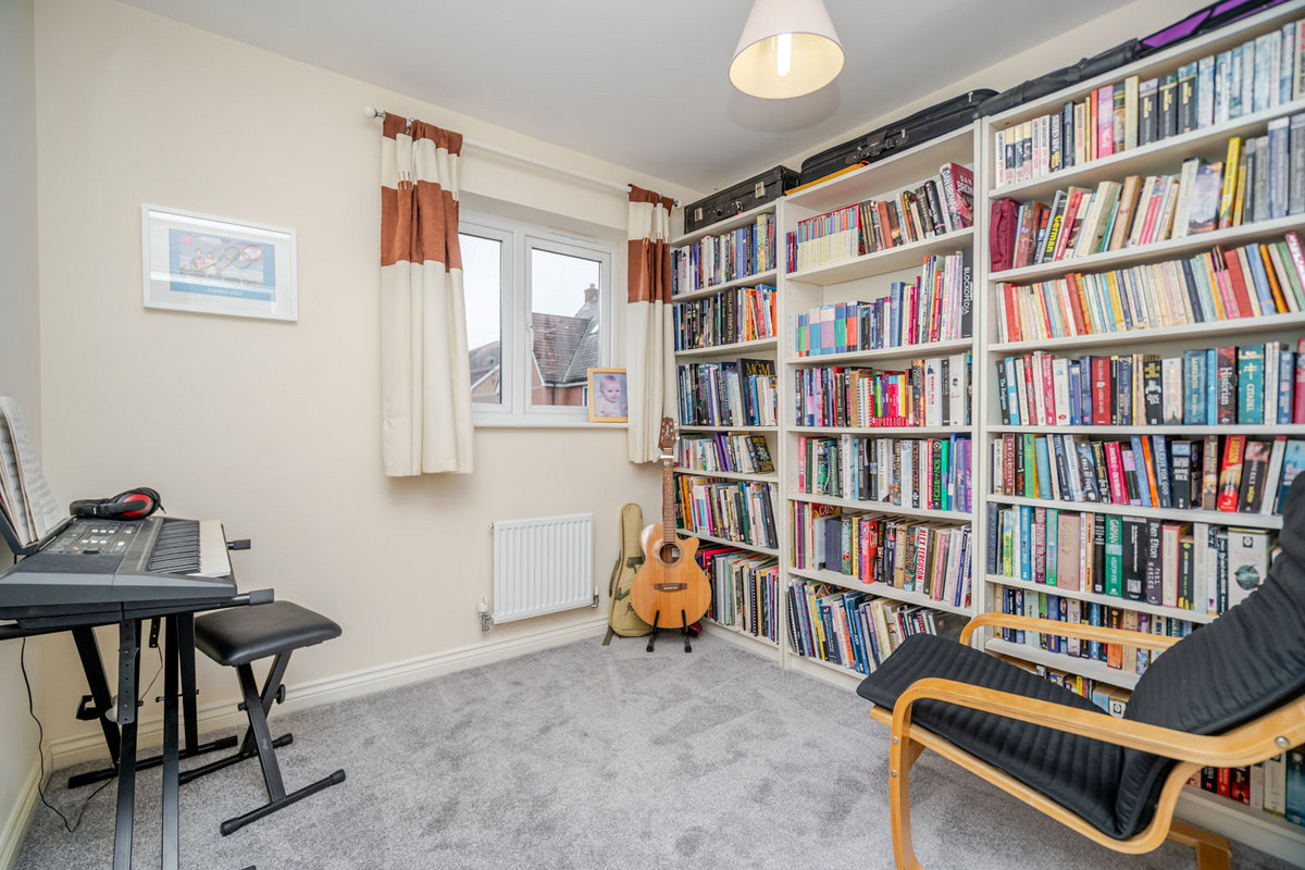 Tobago Drive Newton Leys, Milton Keynes, MK3, photo 26