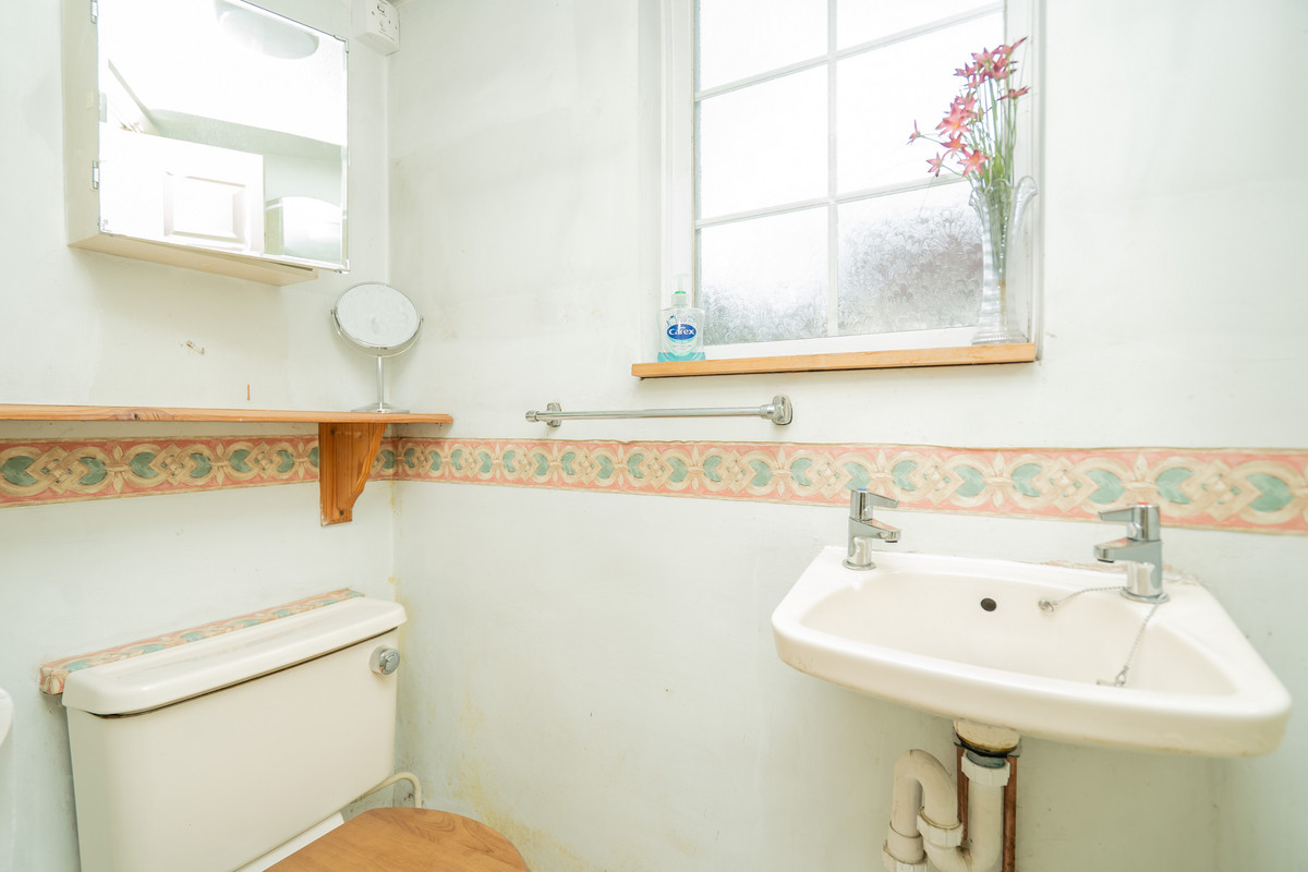 School Lane, Husborne Crawley, Bedford, MK43, photo 10
