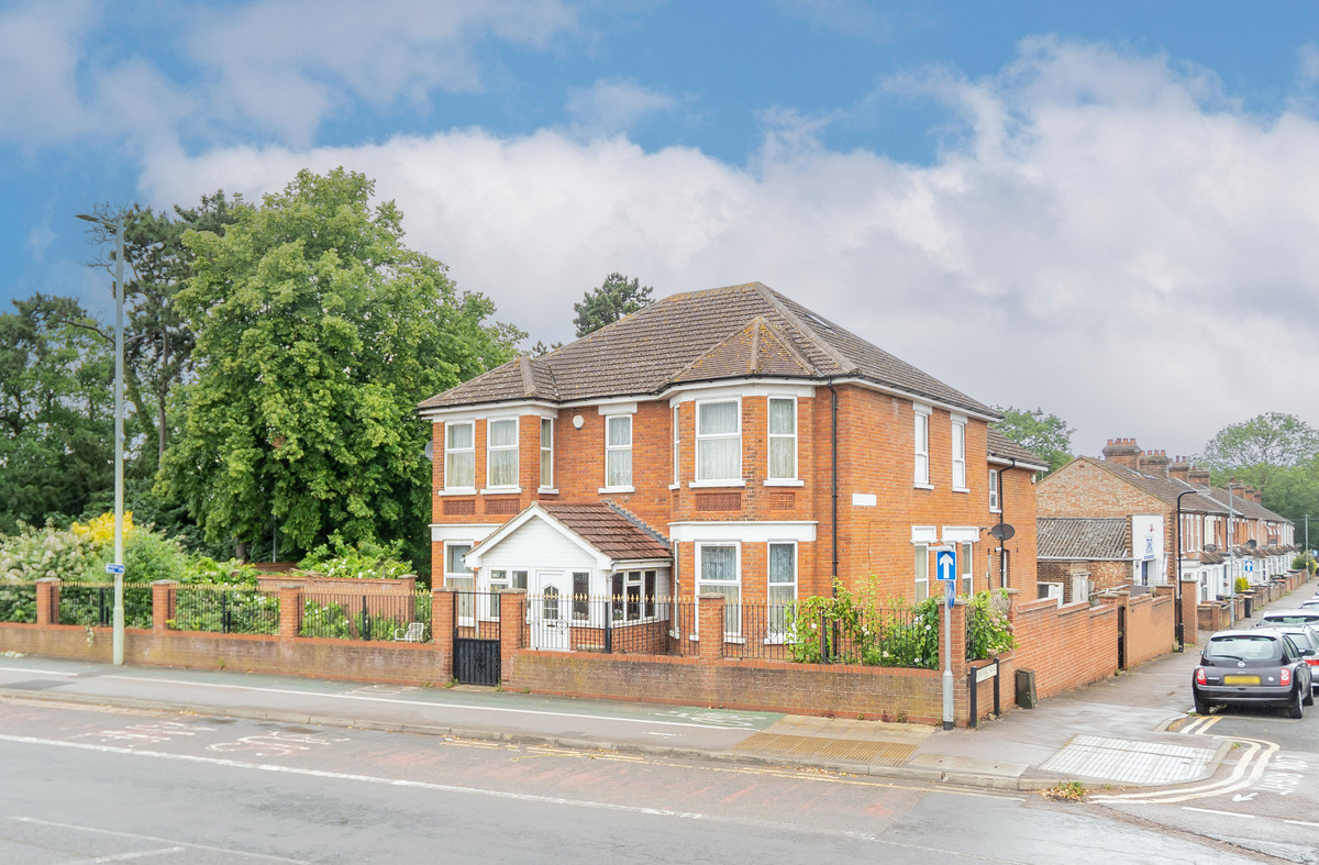 Kempston Road, Bedford, MK42