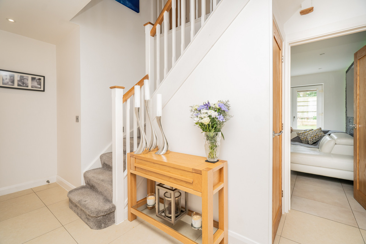 Cedar Court, Newport Pagnell, Milton Keynes MK14, photo 19