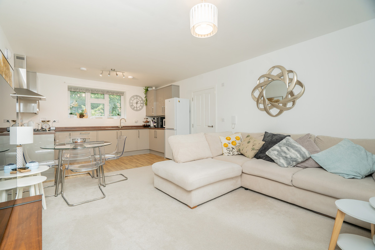 Greenford Crescent, Monkston Park, Milton Keynes, MK10