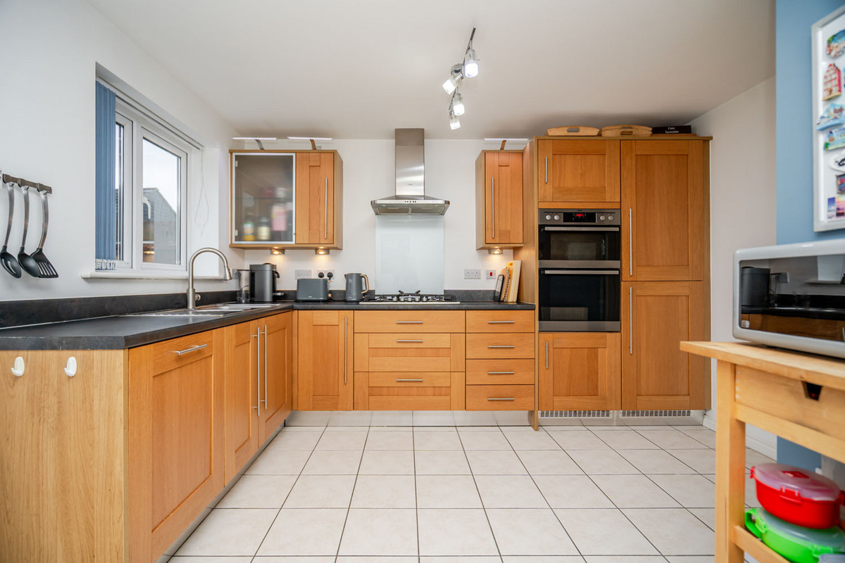 Tobago Drive Newton Leys, Milton Keynes, MK3, photo 8