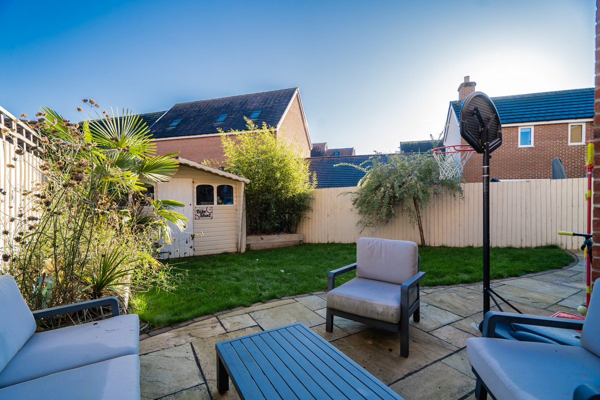 Bonaire Grange, Newton Leys, Milton Keynes, MK3, photo 11