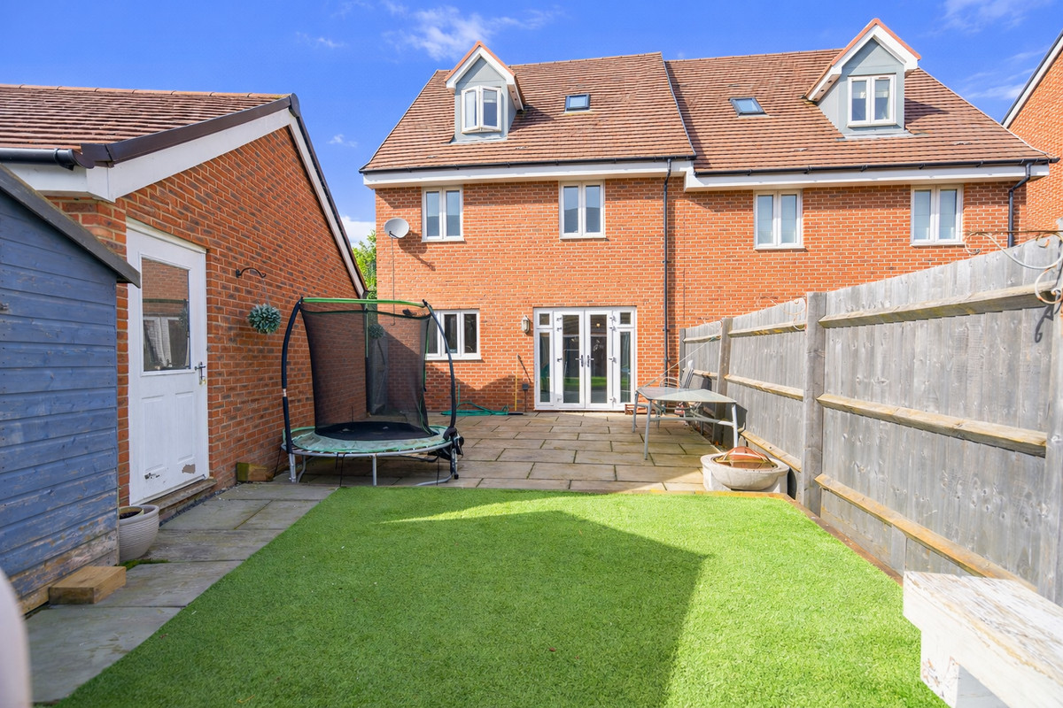 Trinidad Grove Newton Leys, Milton Keynes, MK3, photo 10