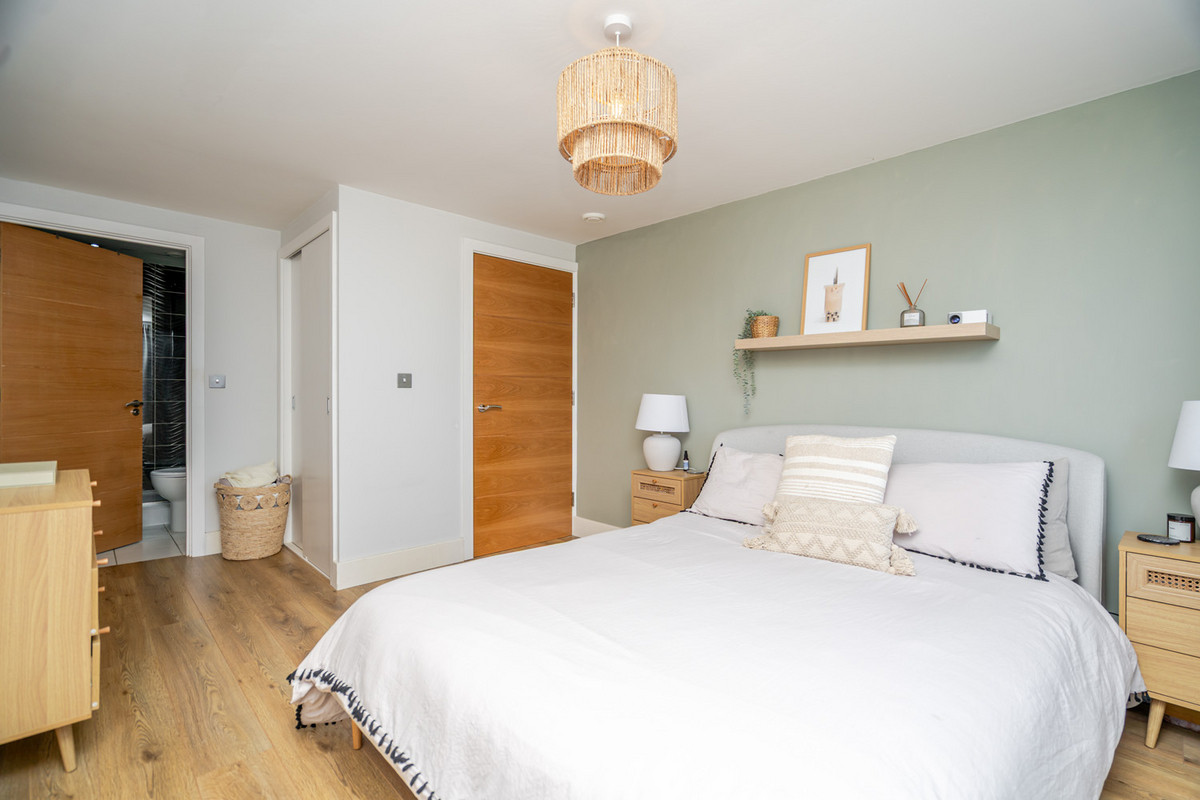Princes Way, Bletchley, Milton Keynes, MK2, photo 13