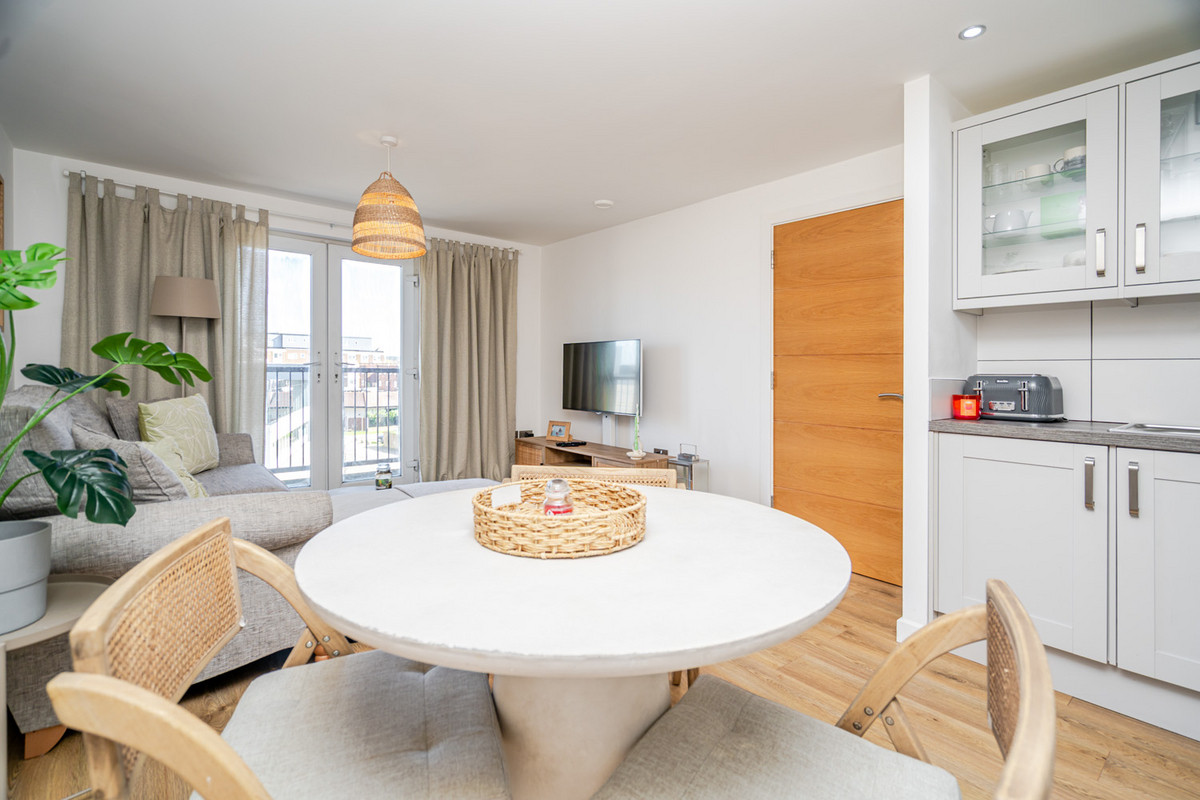 Princes Way, Bletchley, Milton Keynes, MK2, photo 5