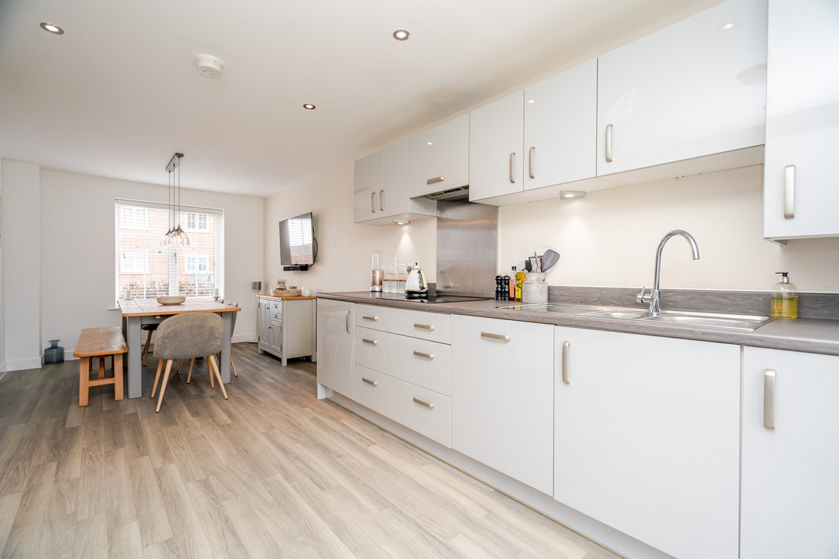 Galapagos Grove, Newton Leys, Milton Keynes, MK3, photo 12