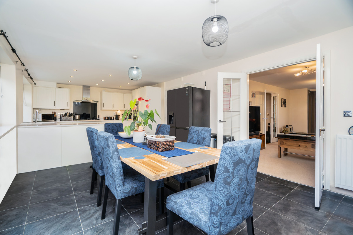 Harris Close, Newton Leys Milton Keynes, MK3, photo 2