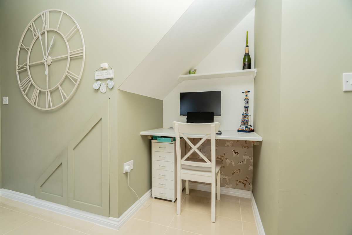 Bonaire Grange, Newton Leys, Milton Keynes, MK3, photo 8