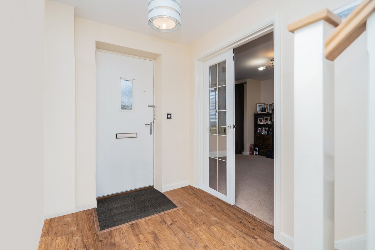 Harris Close, Newton Leys Milton Keynes, MK3, photo 3