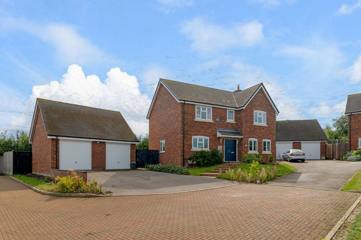 Cruickshank Mead, Leighton Buzzard, LU7, photo 29