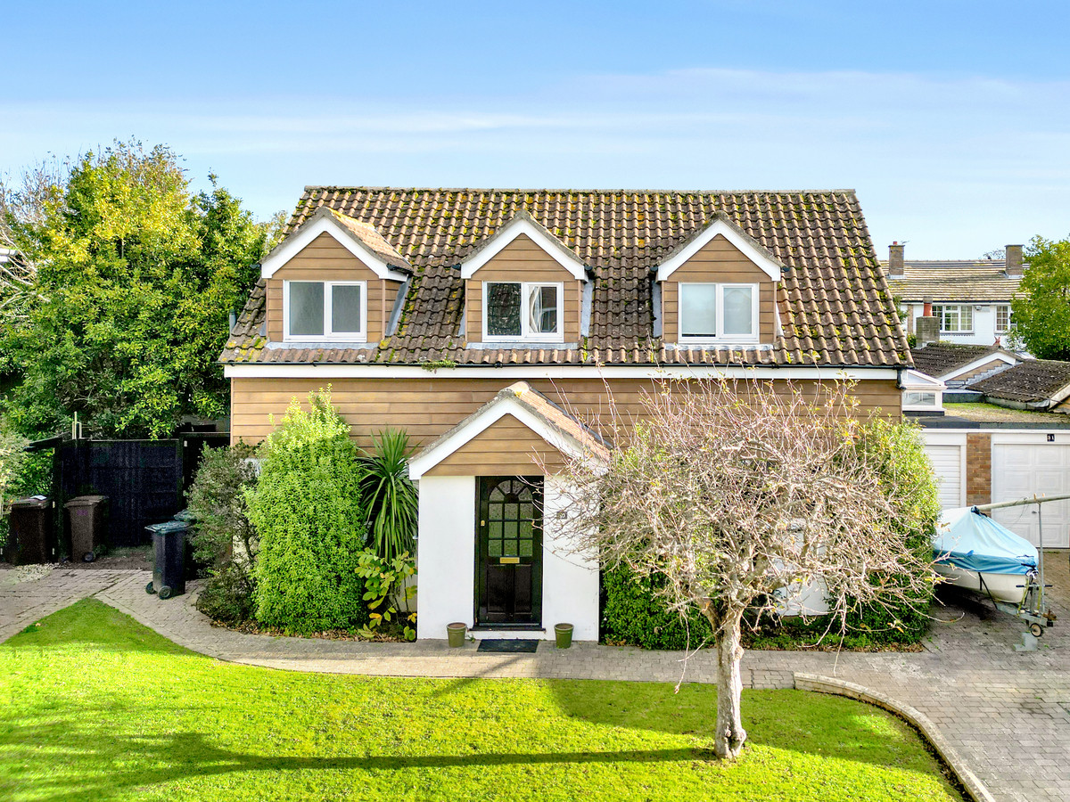 Locksash Close, West Wittering, photo 7