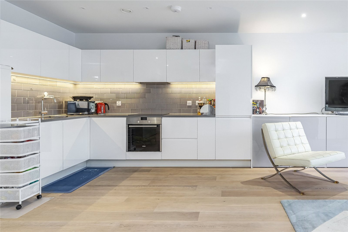 Bonnet Street, London, E16, photo 2