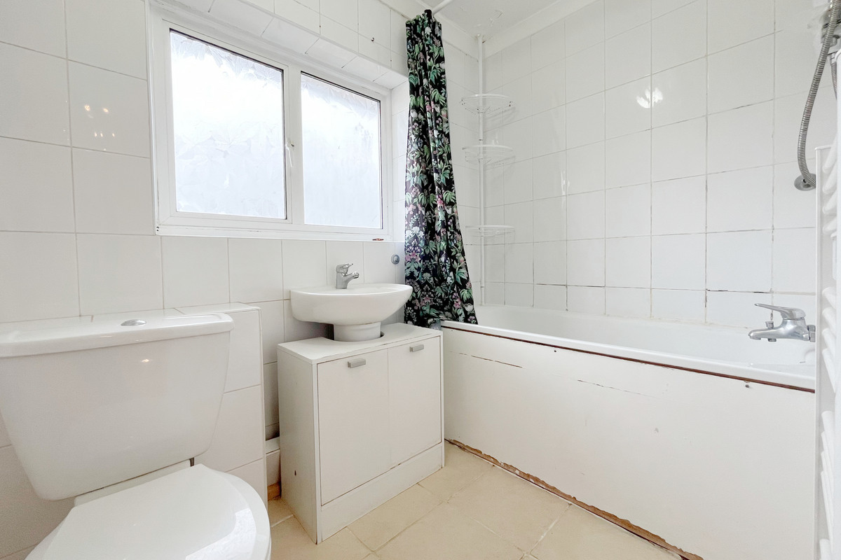20, Basildon, SS16, photo 12