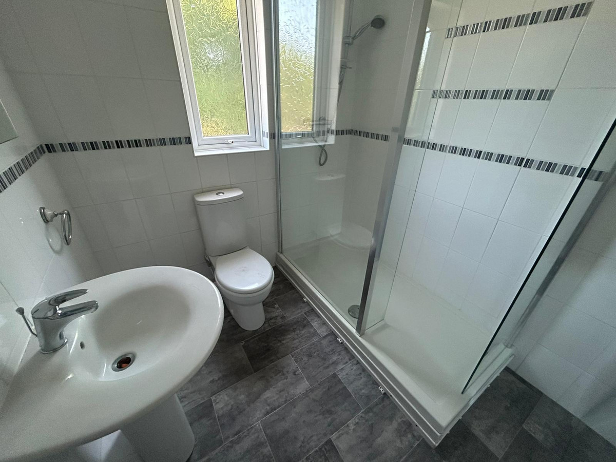 Coronation Terrace, Ferryhill, DL17, photo 6