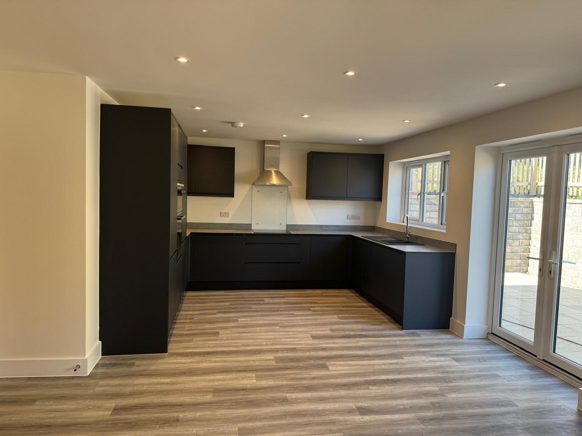 Broadweavers Close, Wincanton, BA9, photo 2