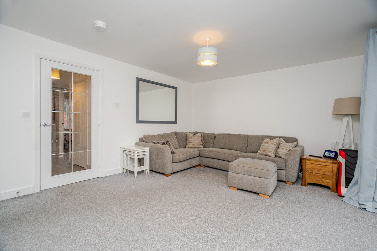 Willis Street Newton Leys, Milton Keynes, MK3, photo 13
