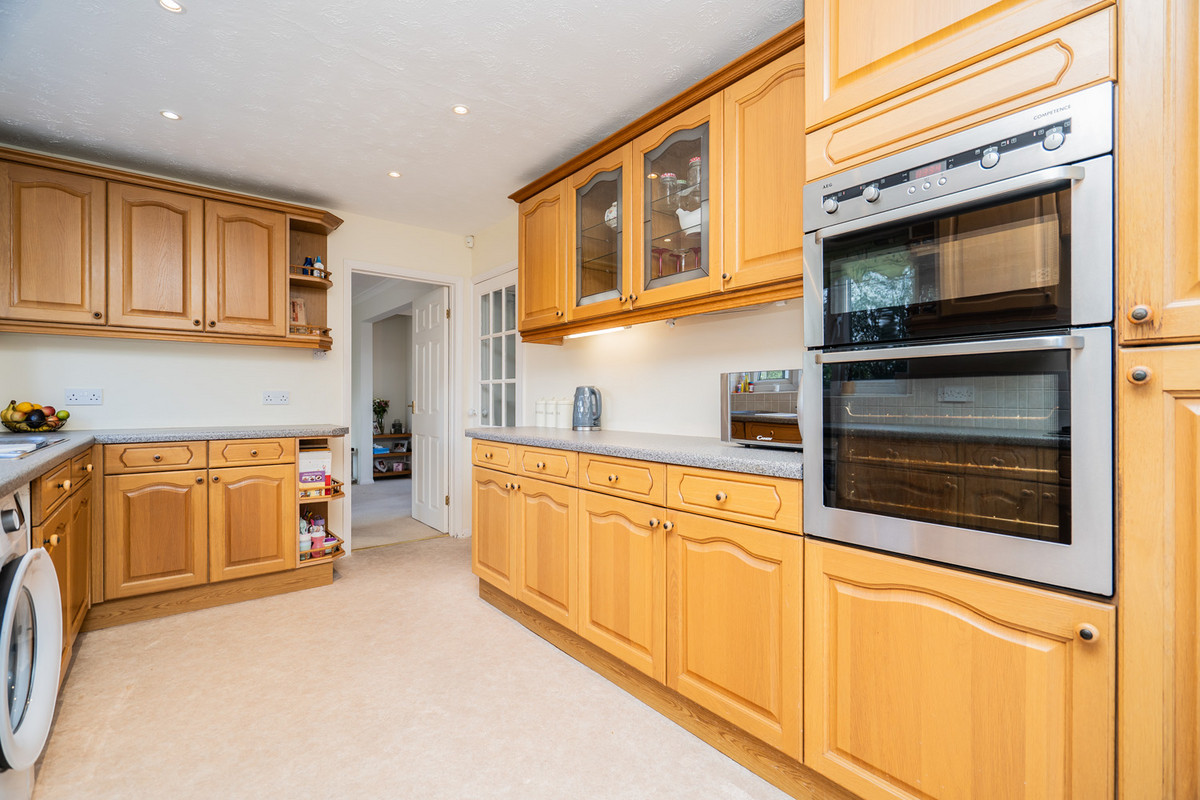 Whalley Drive, Bletchley, Milton Keynes, MK3, photo 3