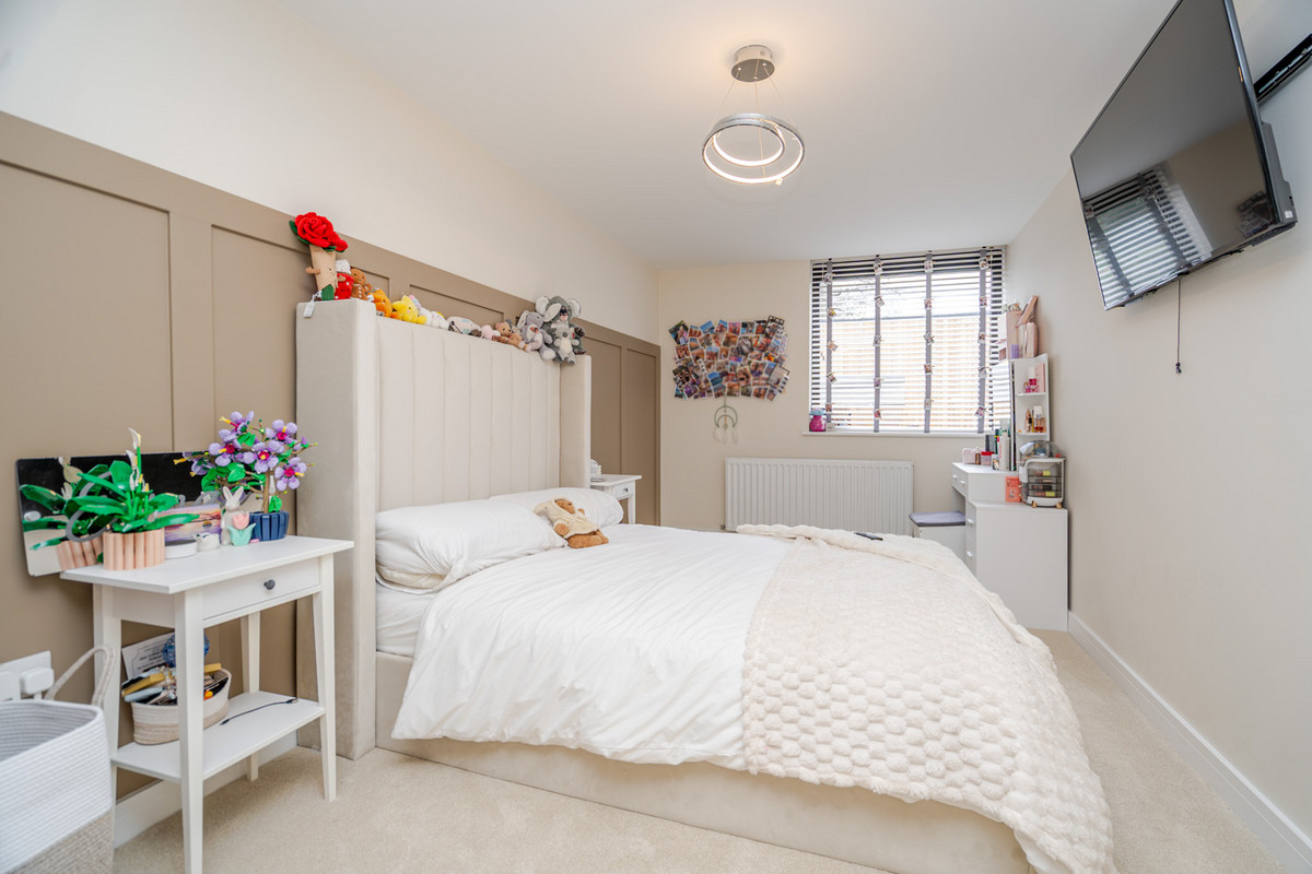 Church Hill, Aspley Guise MK17, photo 23
