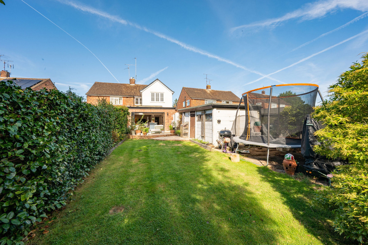 Hill Mead, Horsham, RH12, photo 29