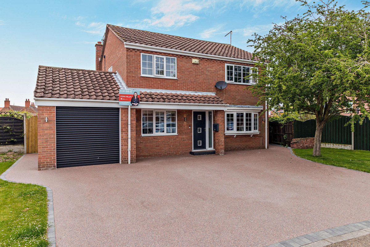 Dene Close, Doncaster, DN10