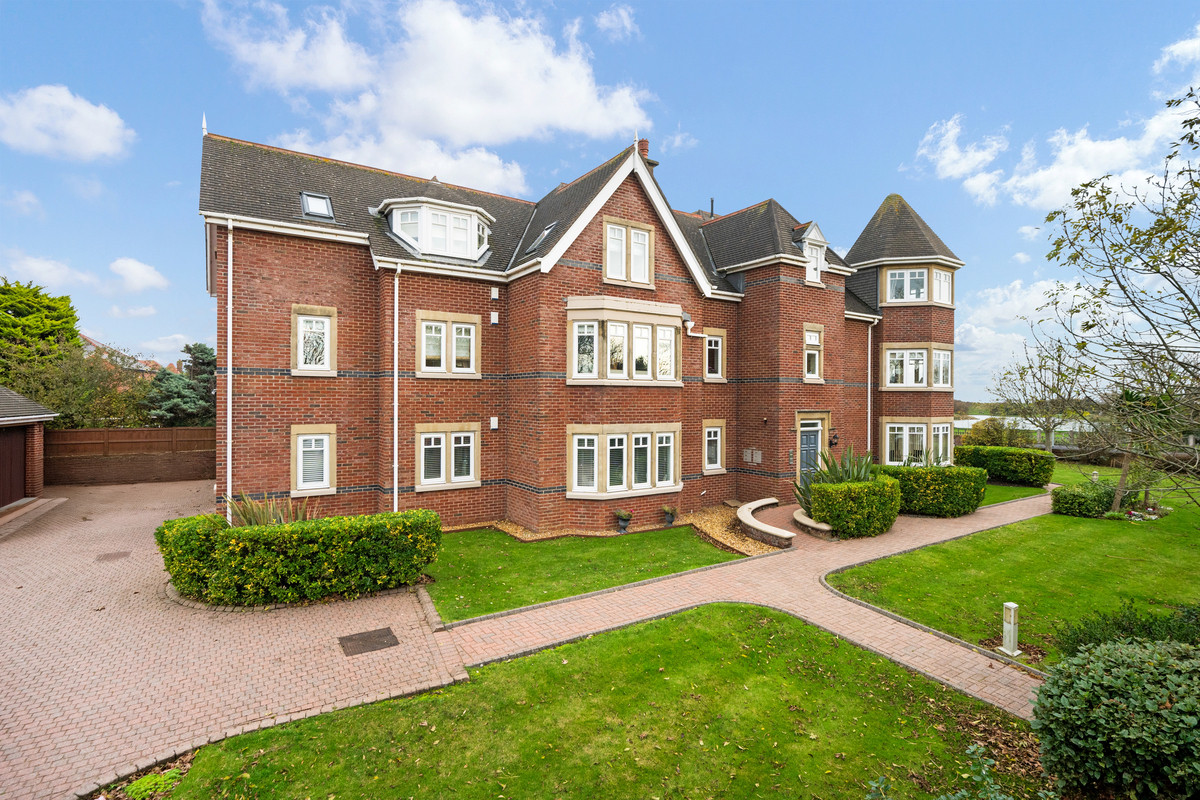 203 Inner Promenade, Lytham St Annes, FY8