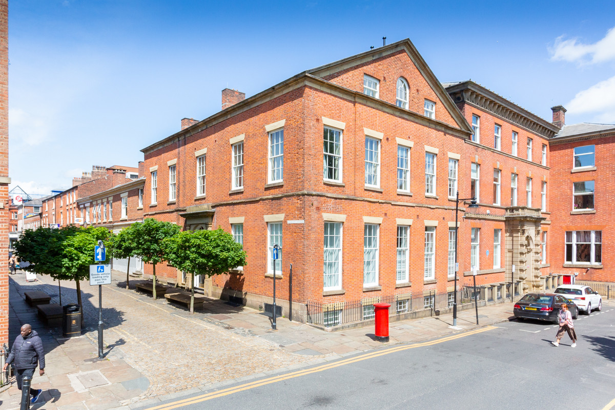 Winckley Street, Preston, PR1