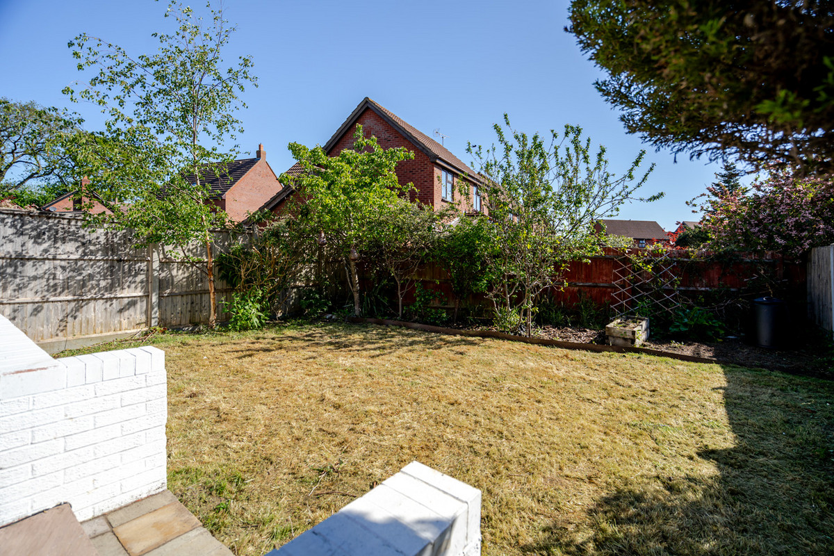 Upper Wood Close, Shenley Brook End, Milton Keynes, MK5, photo 13