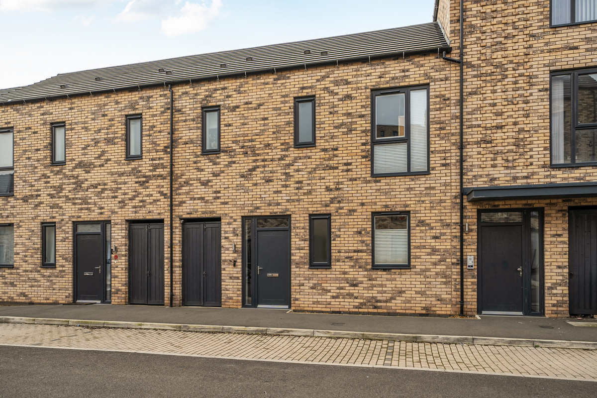 Bird Close, Birmingham, B12, photo 2