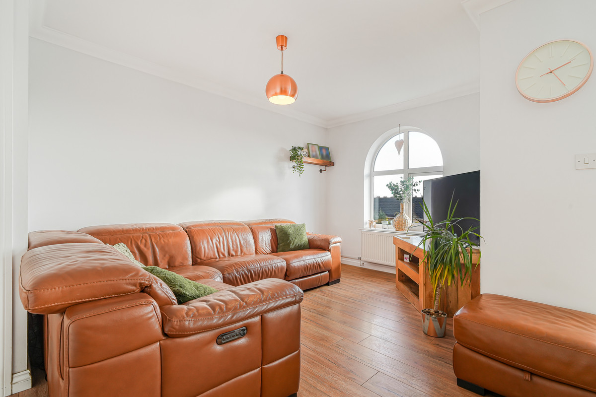 Doveside Drive, Barnsley, S73, photo 7
