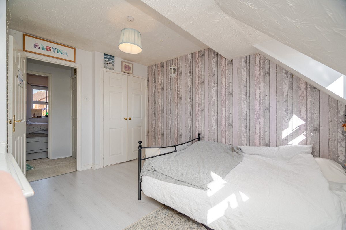 Longpeak Close, Tattenhoe, Milton Keynes MK4, photo 18