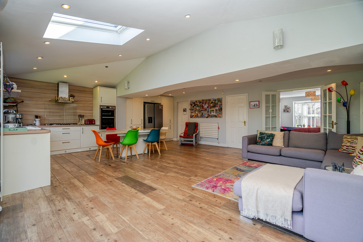 Longpeak Close, Tattenhoe, Milton Keynes MK4, photo 9