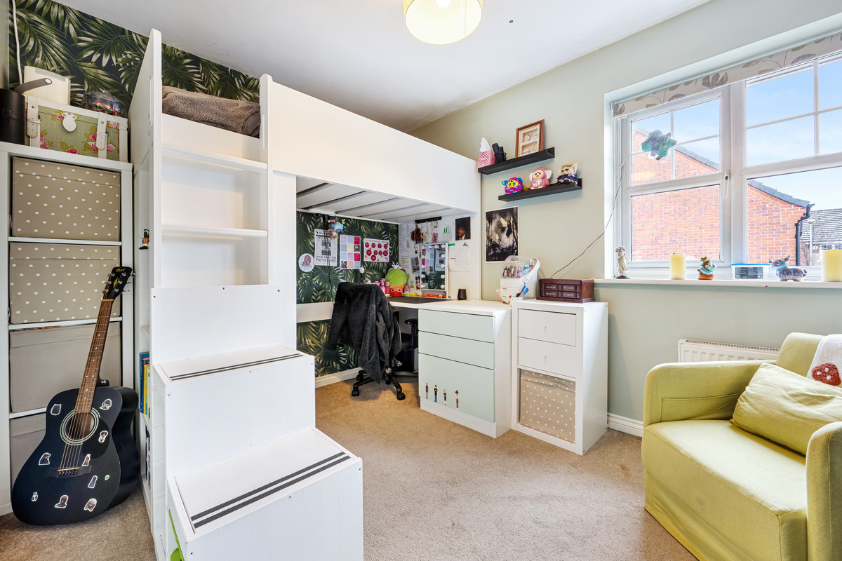 Admiral Way, Hyde, SK14, photo 10