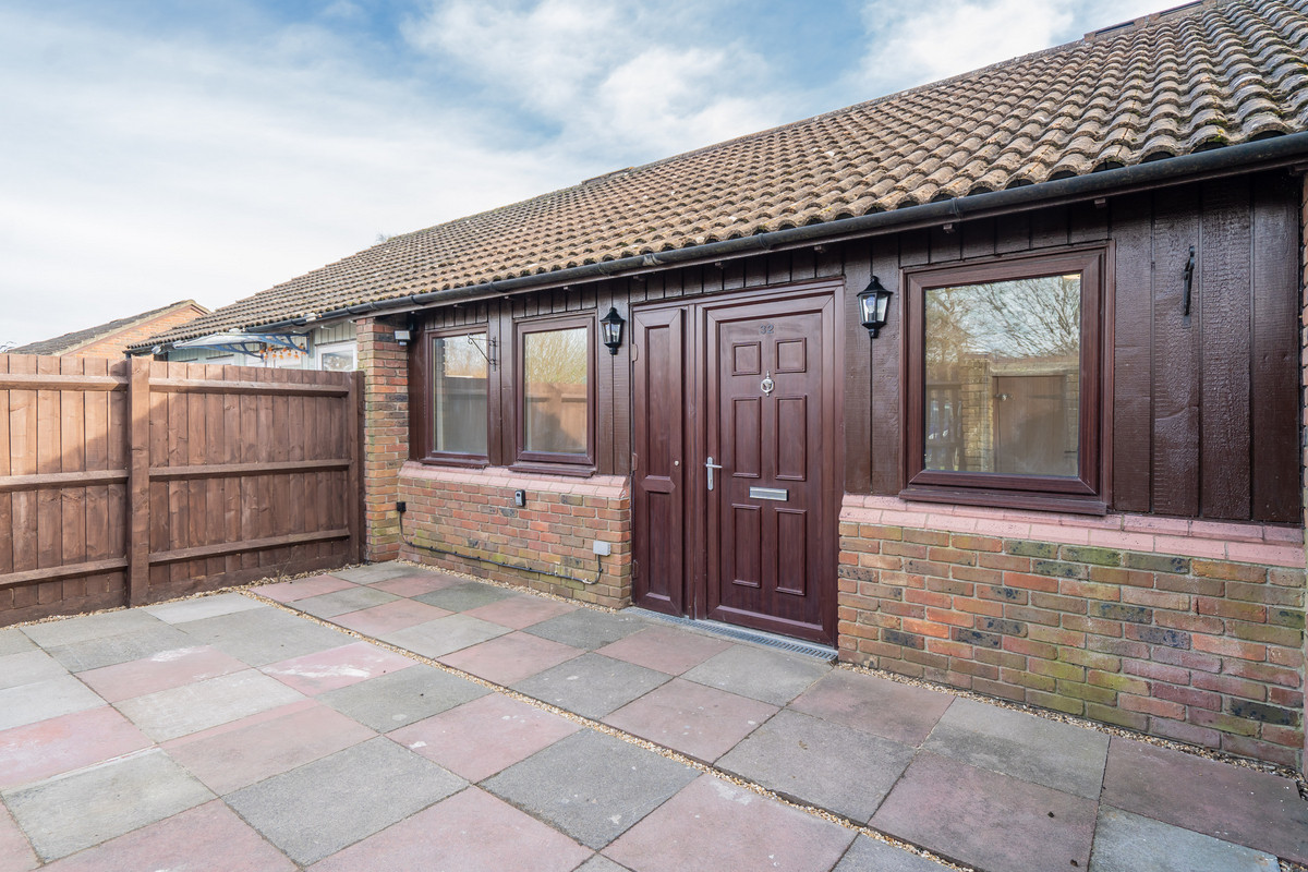 Hills Close, Milton Keynes, MK14